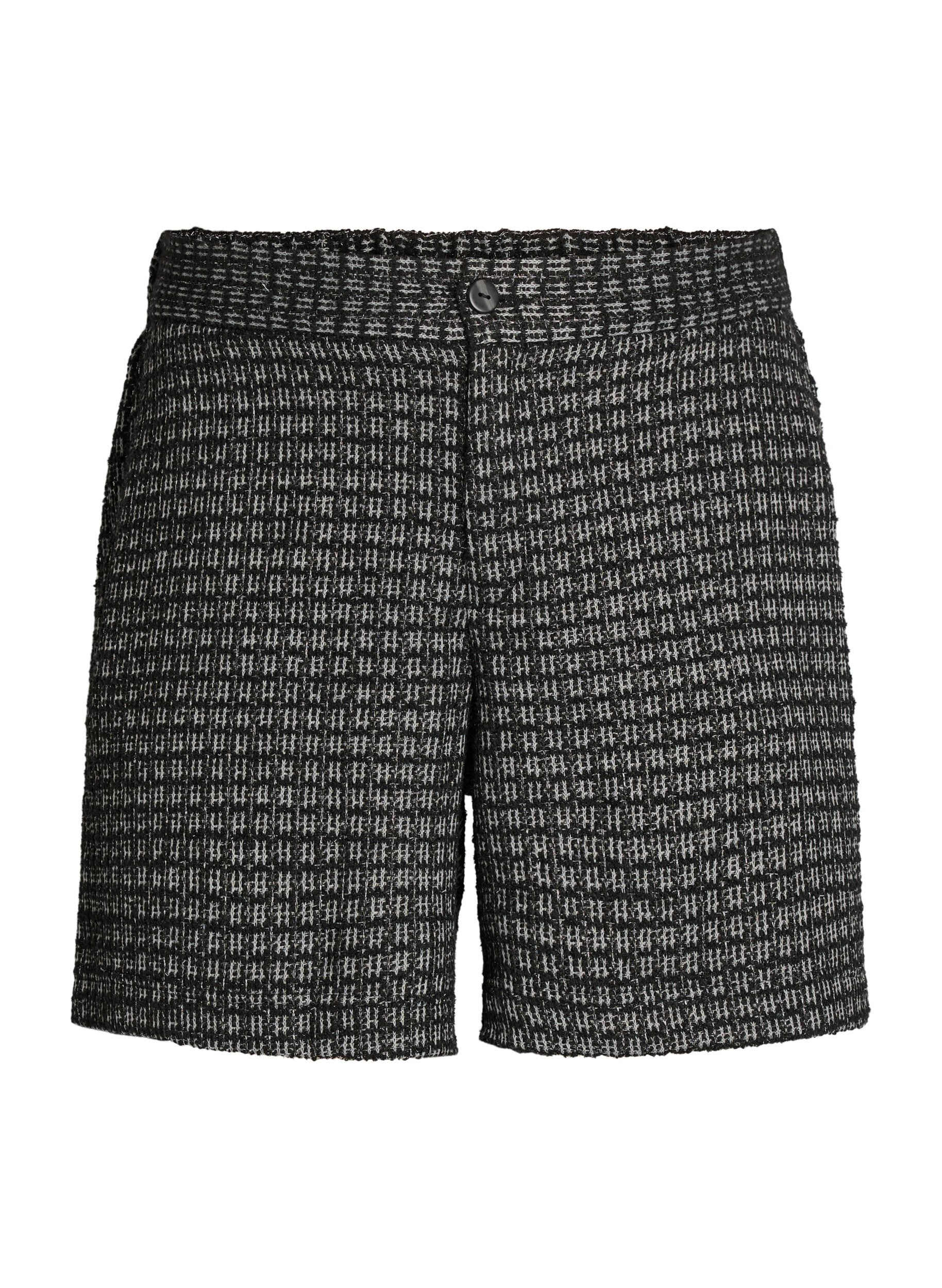 Lichte boucl&eacute; shorts met zakken