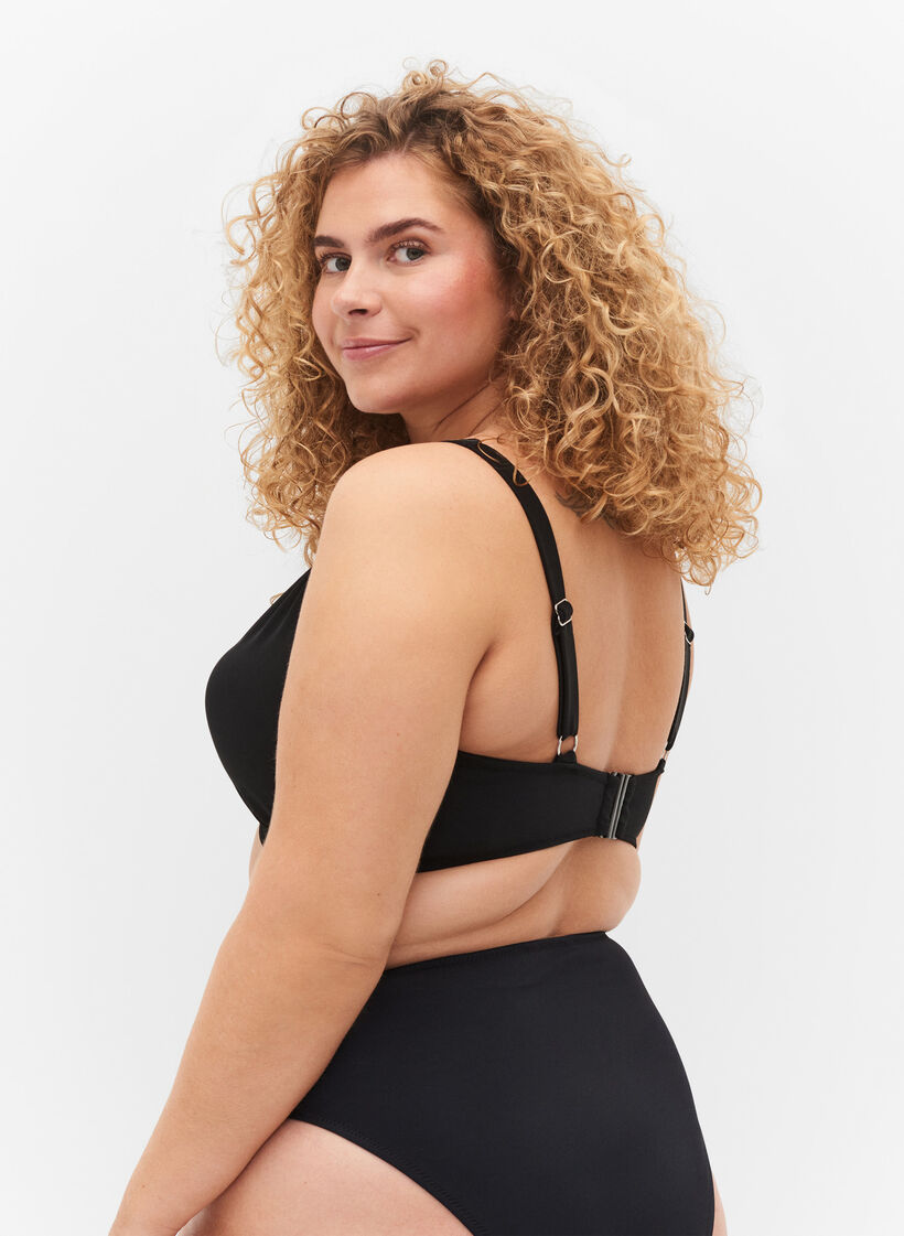 Bikinitop met beugel en uitneembare inzetstukken, Black, Model image number 1