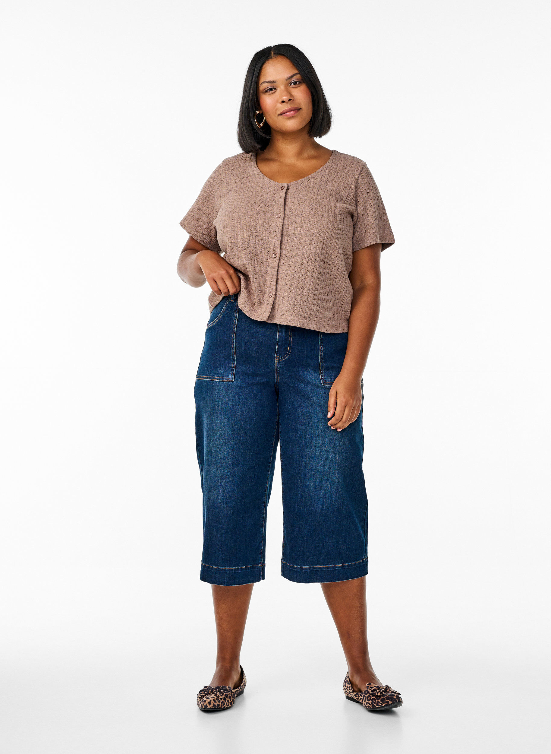 Zizzi Cardigan met korte mouwen, Bruin, Model image number 1