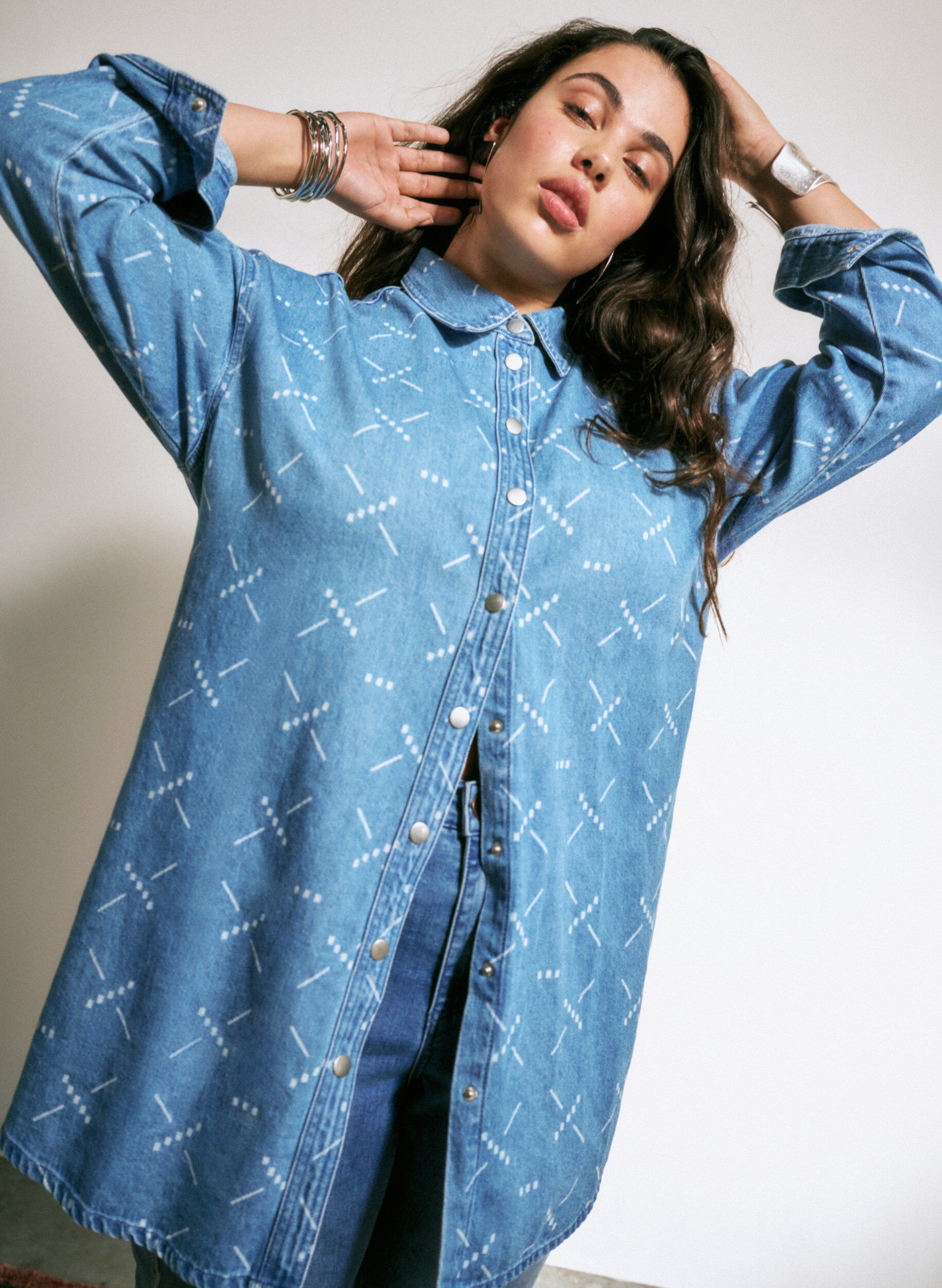 Zizzi Losvallend spijkerjasje met patroon, Light blue denim, Image image number 0