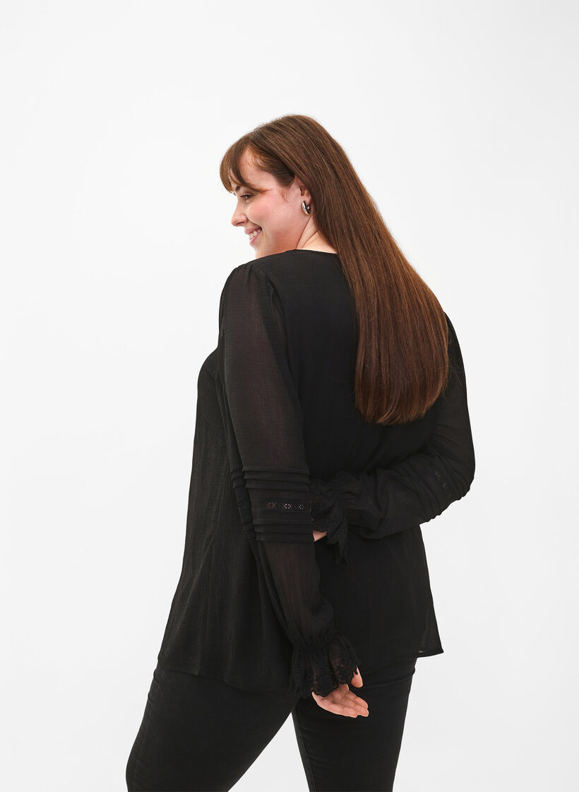 Blouse met V-hals en ruches aan de mouwen, Black, Model image number 1