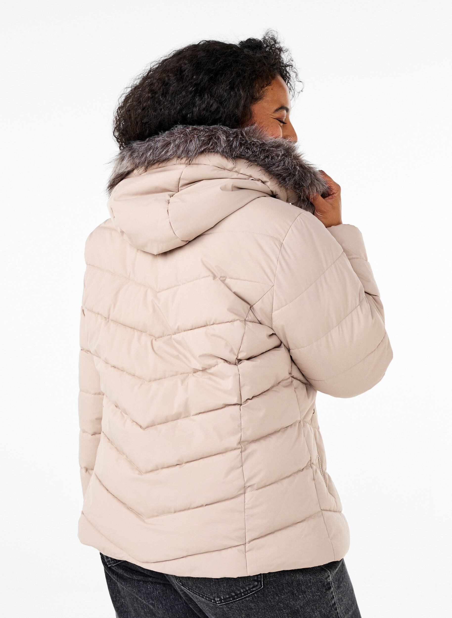 ZizziKort pufferjack met capuchon, Beige, Model image number 2