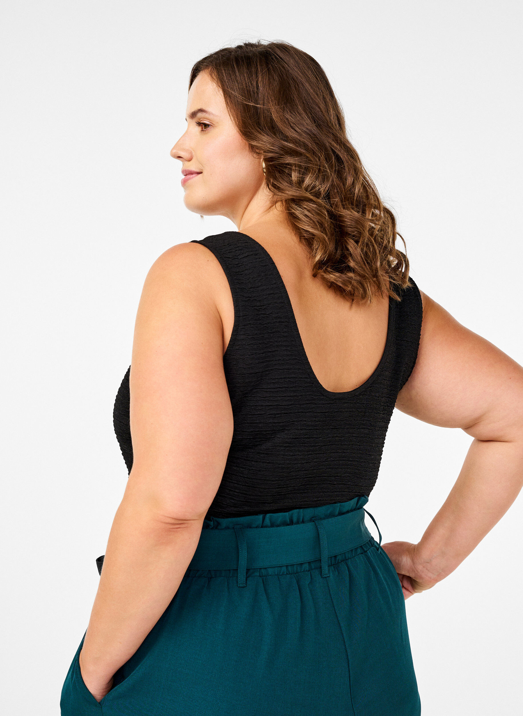 Zizzi Mouwloze bodysuit met textuur, Black, Model image number 1