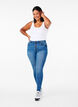 High-waisted Amy jeans met knoopsluiting, Blue Denim, Model image number 0