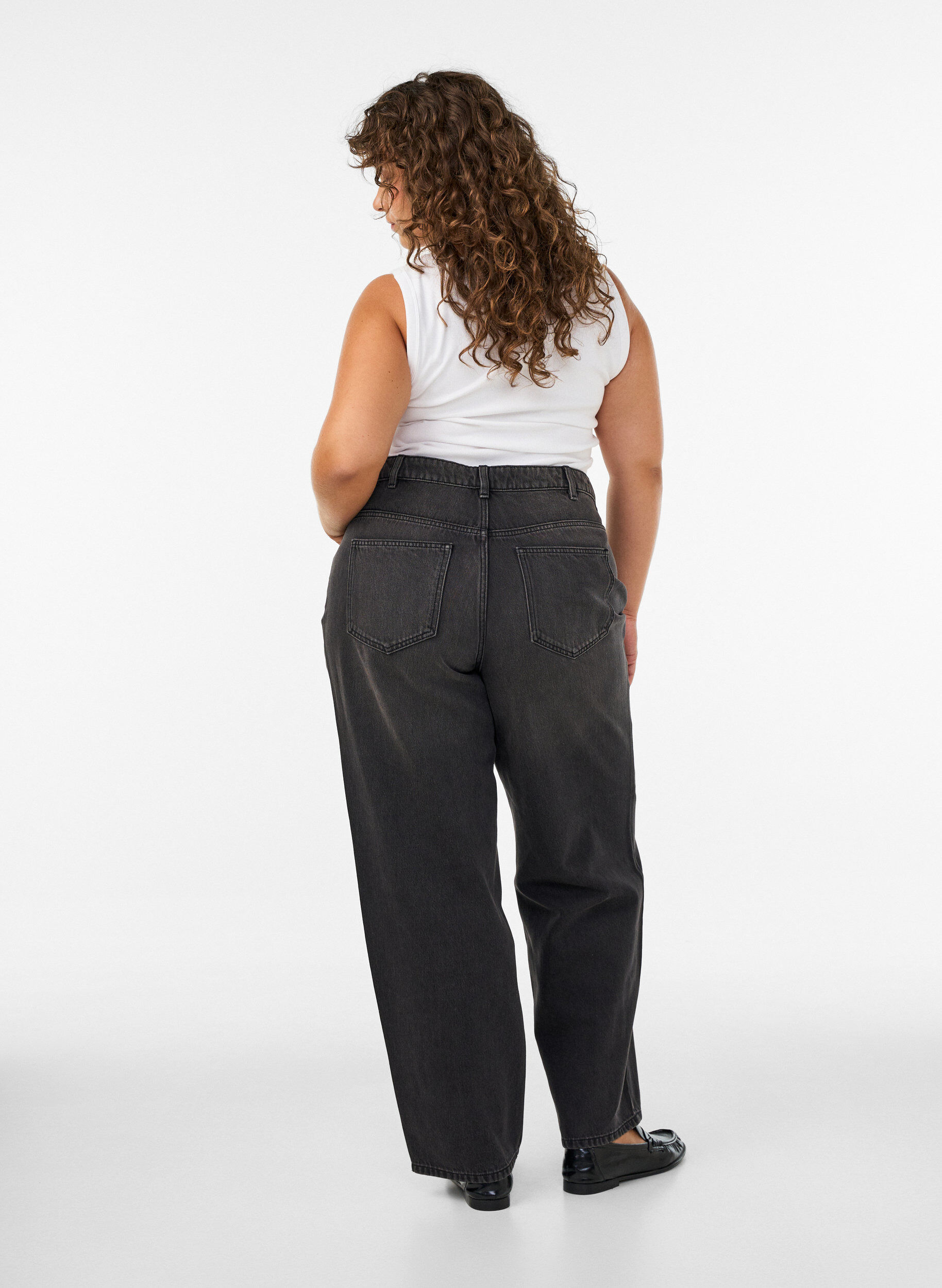 ZizziKiana straight-fit jeans met hoge taille, Zwart, Model image number 1