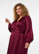 Korte satijnen jurk met wikkeldesign, Rood, Model image number 2