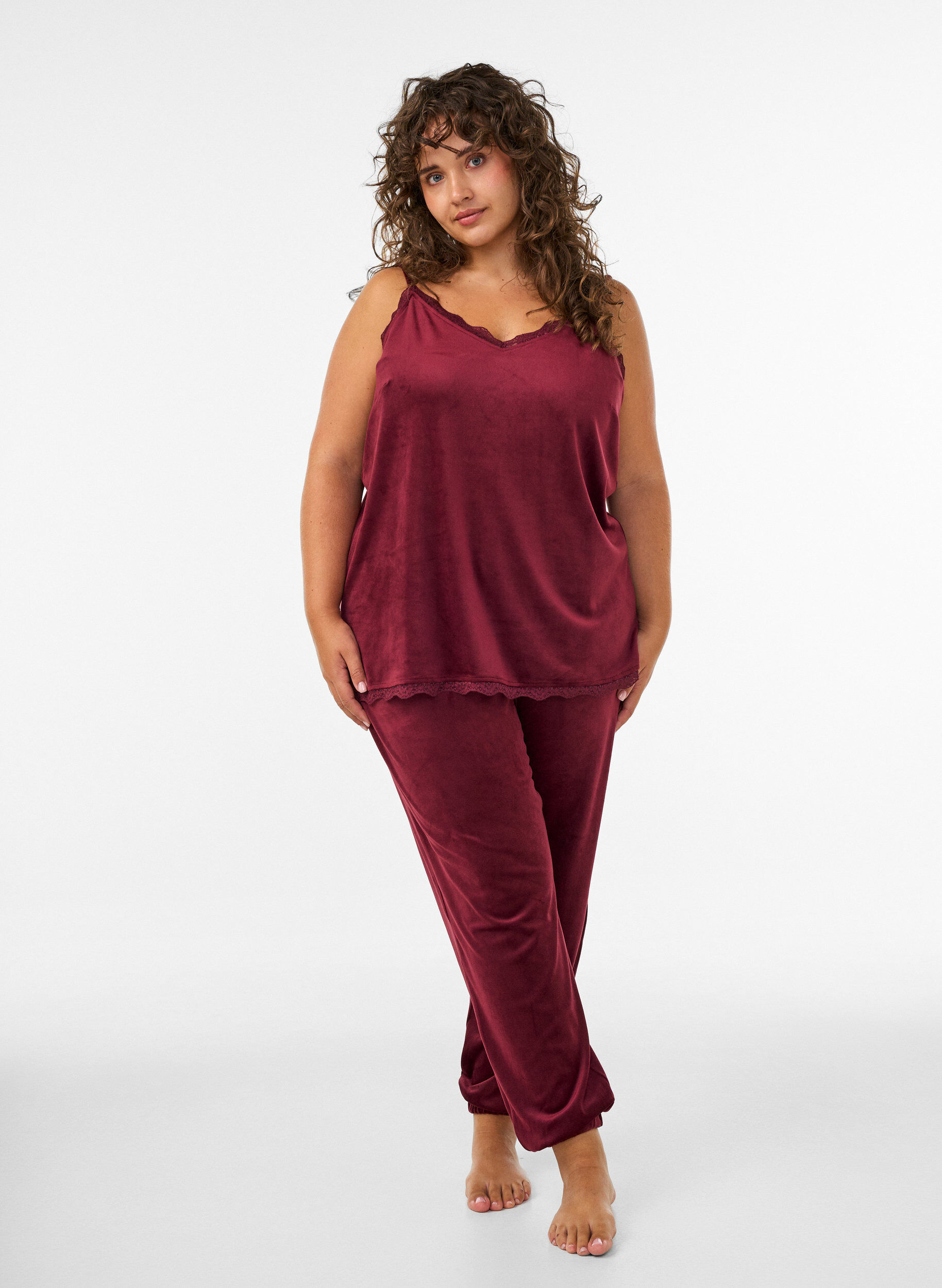 ZizziLosse velourbroek, Rood, Model image number 1
