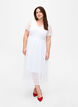 Feestjurk met kant en een empire taille, Bright White, Model image number 0