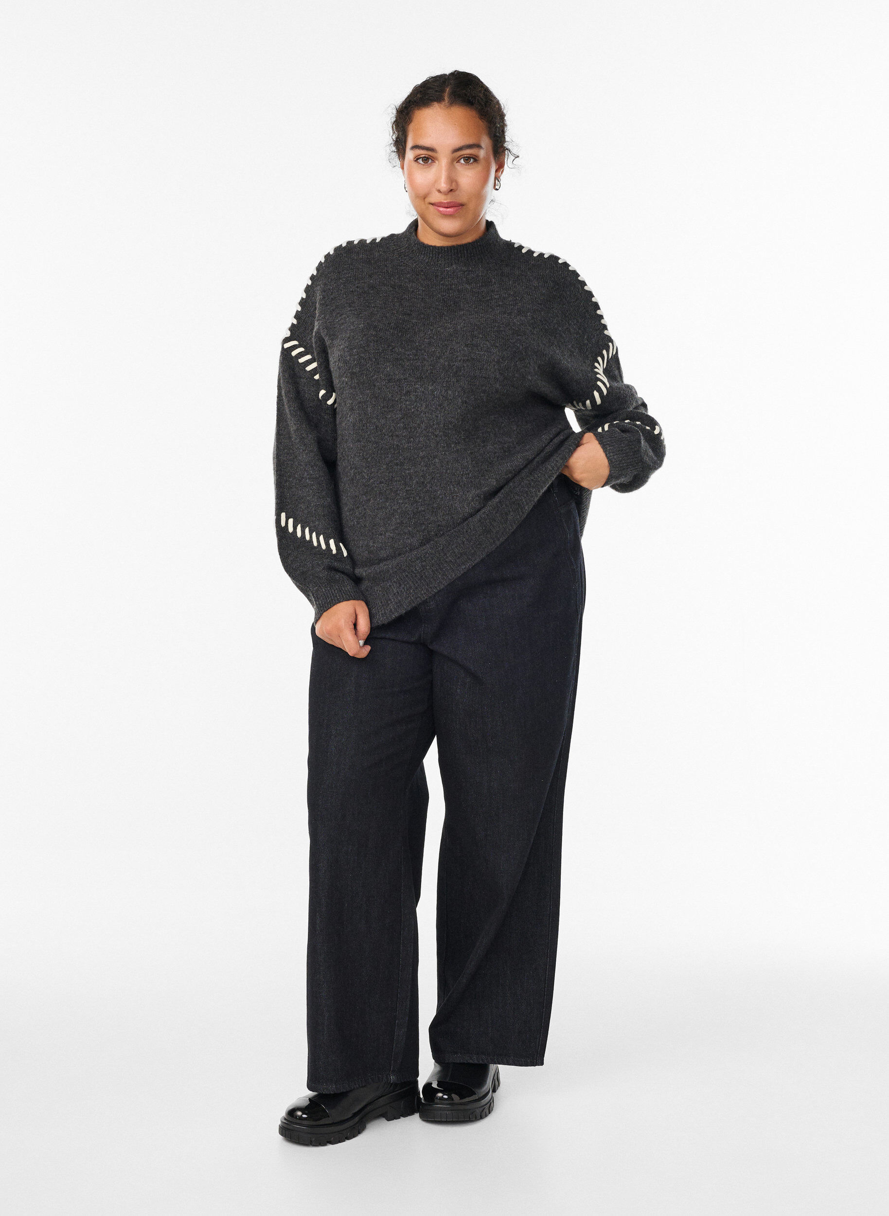 Zizzi Trui met decoratieve stiksels, Grijs, Model image number 1