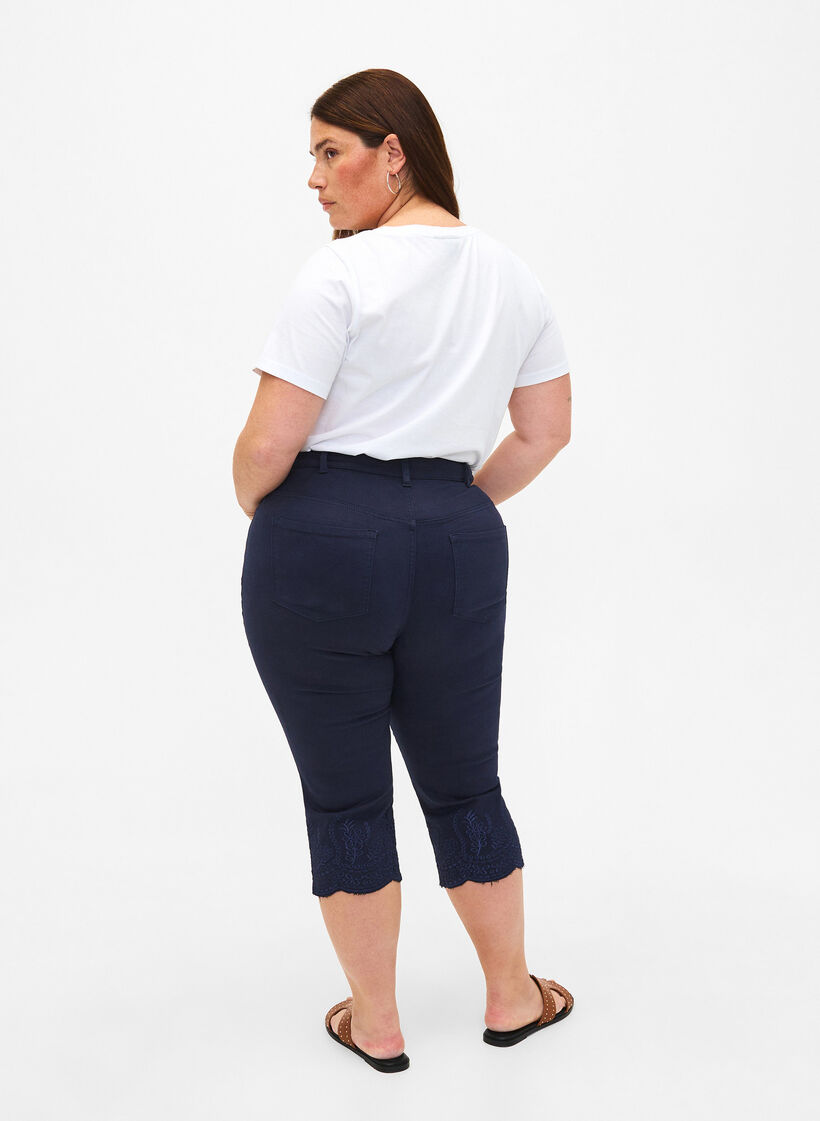  Capribroeken met hoge taille en broderie anglaise, Night Sky, Model image number 1