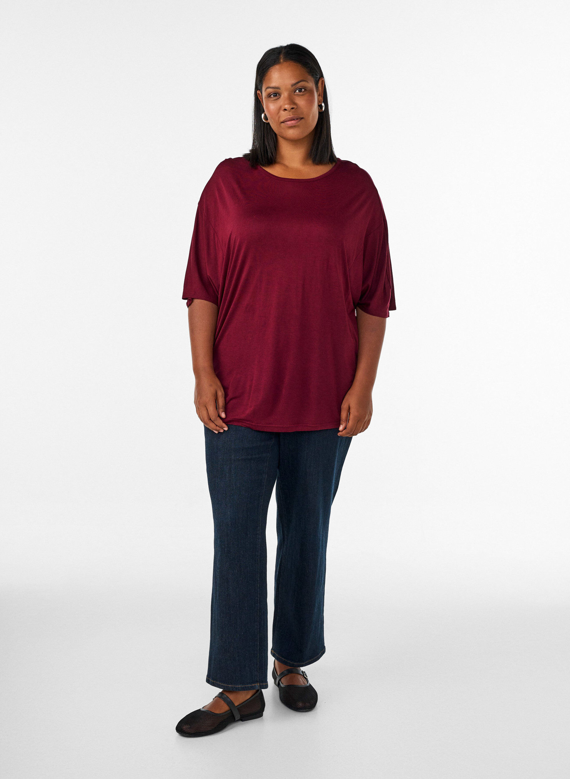 ZizziLosse pasvorm T-shirt in viscose jersey, Rood, Model image number 1