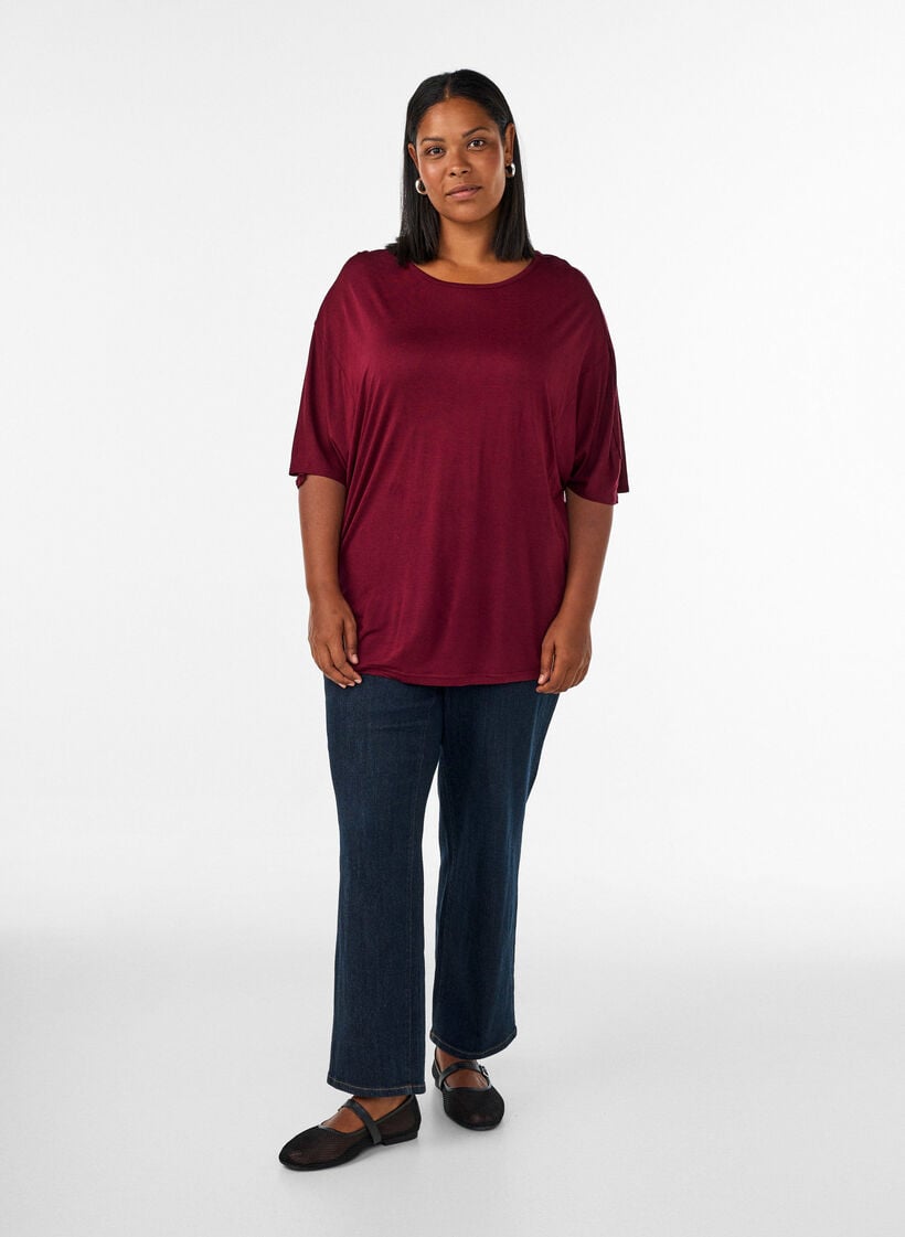 Losse pasvorm T-shirt in viscose jersey, Rood, Model image number 1