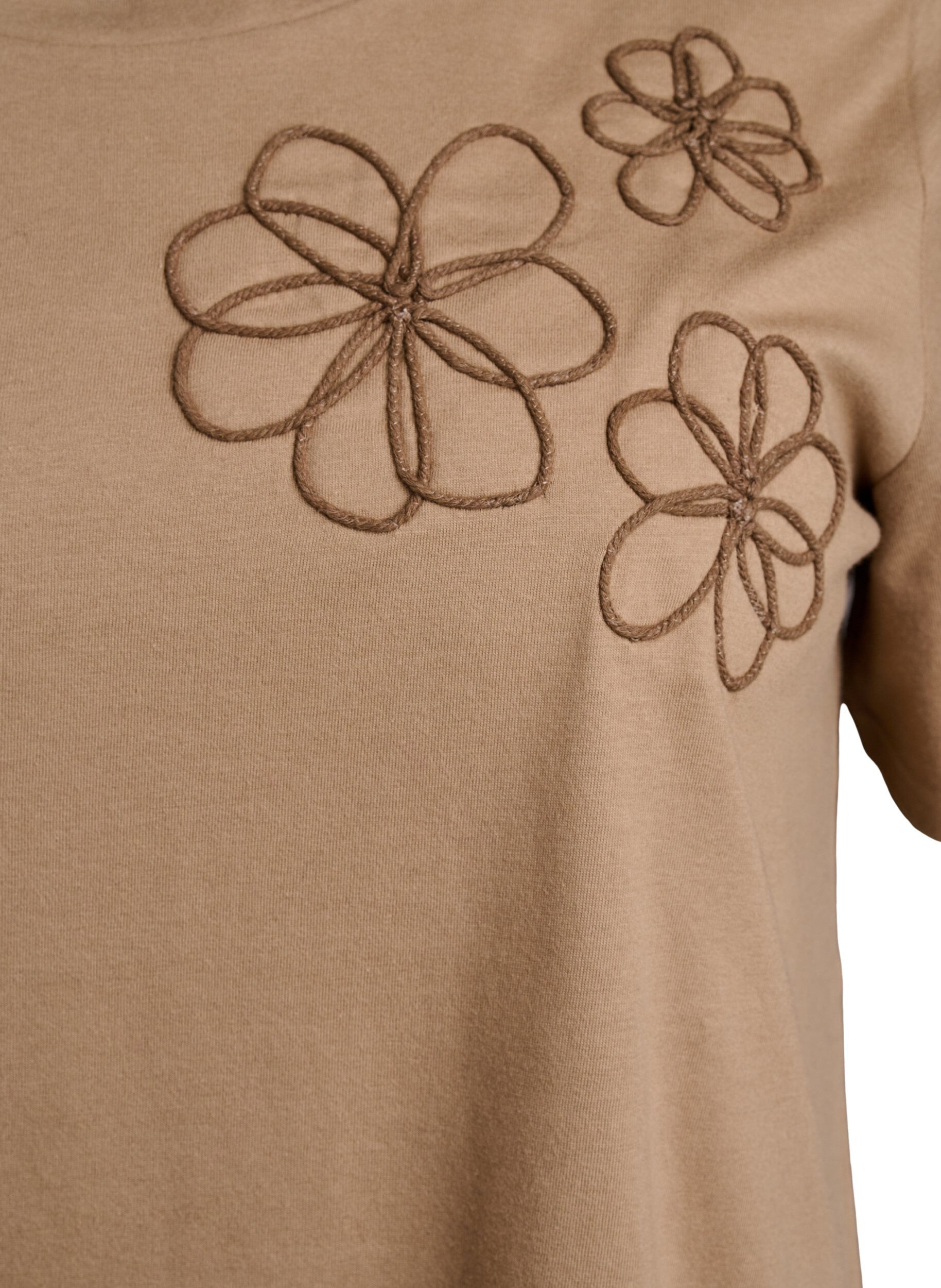 Zizzi T-shirt met decoratieve details, Beige, Packshot image number 2