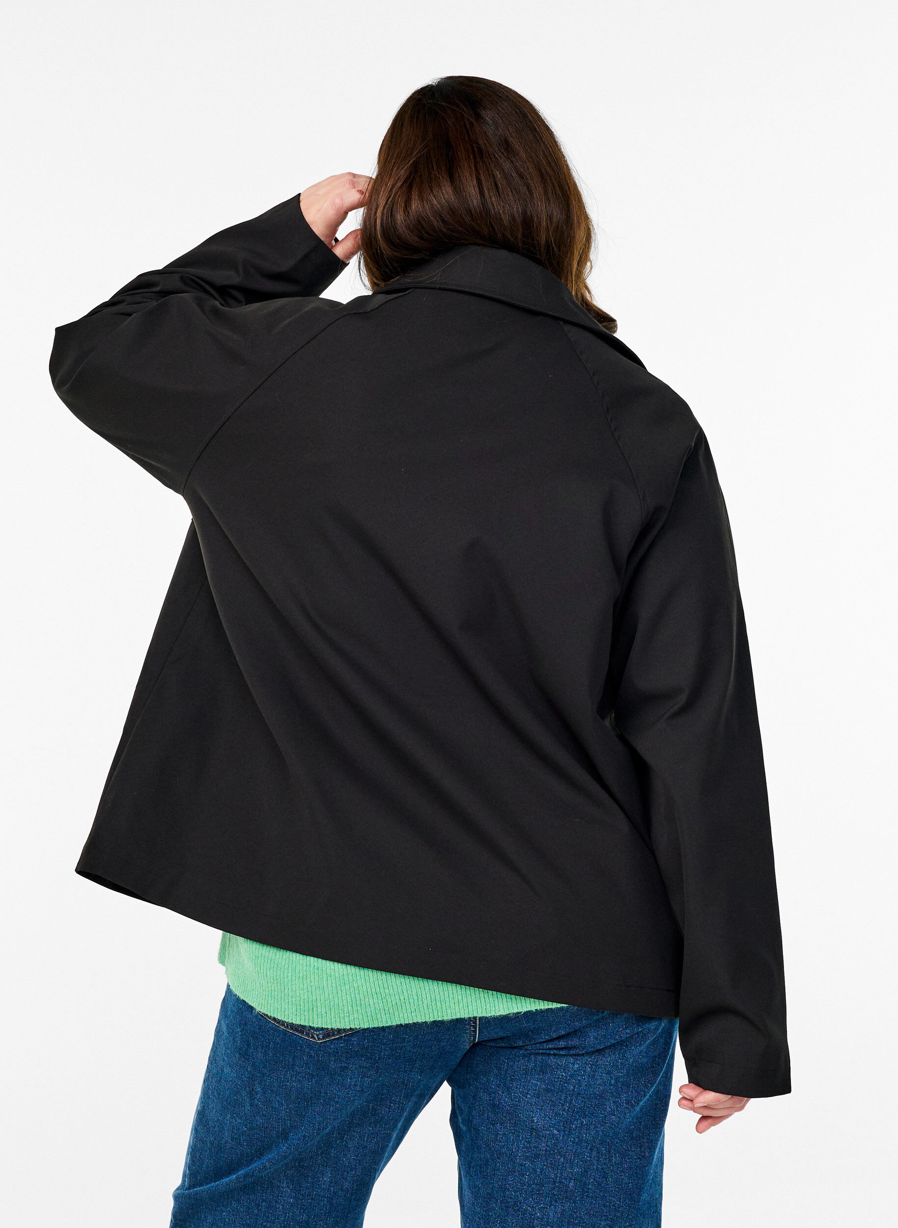 Zizzi Korte trenchcoat met zakken, Zwart, Model image number 2