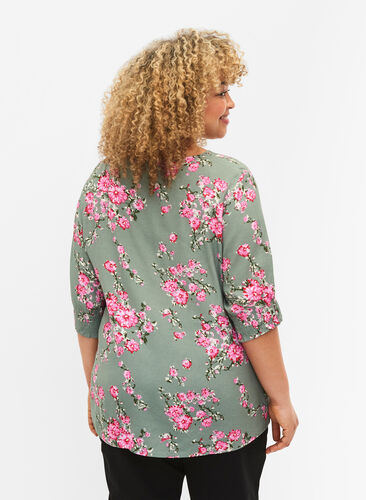 Viscose blouse met knopen, Spray Green Flower, Model image number 1