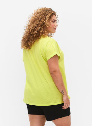 Bedrukt T-shirt van biologisch katoen, Wild Lime w. Navy, Model image number 1