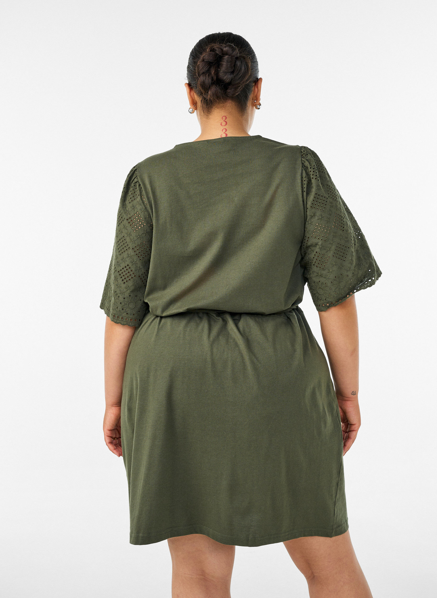 ZizziKatoenen jurk met broderie anglaise mouwen en een strik in de taille, Groen, Model image number 2
