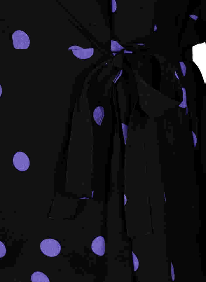 Gestippelde wikkelblouse van viscose, Black w. Purple Dot, Packshot image number 3