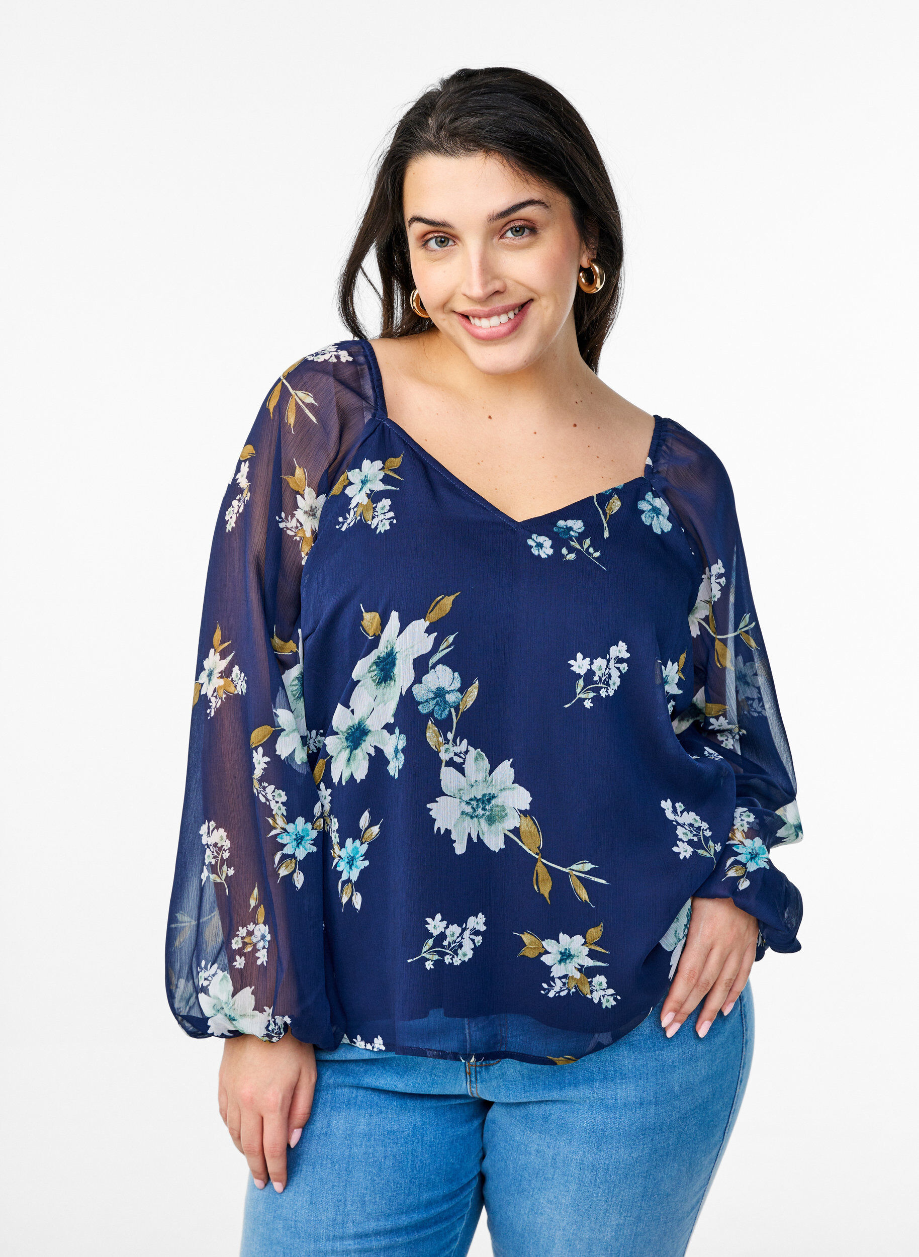 Zizzi Chiffon blouse met bloemenprint en lange mouwen, Blauw, Model image number 0