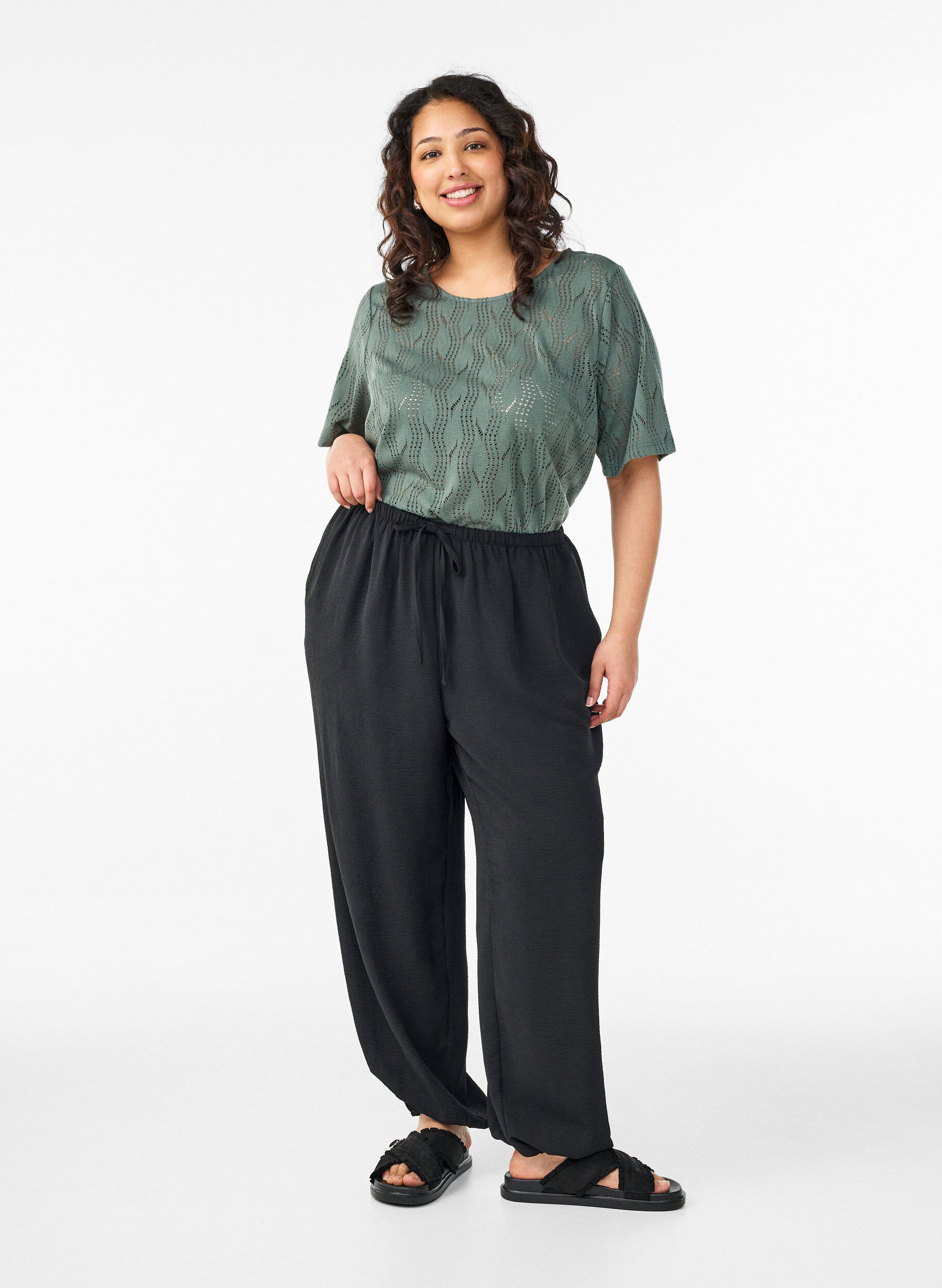 Zizzi Jersey T-shirt met oogjespatroon, Groen, Model image number 1