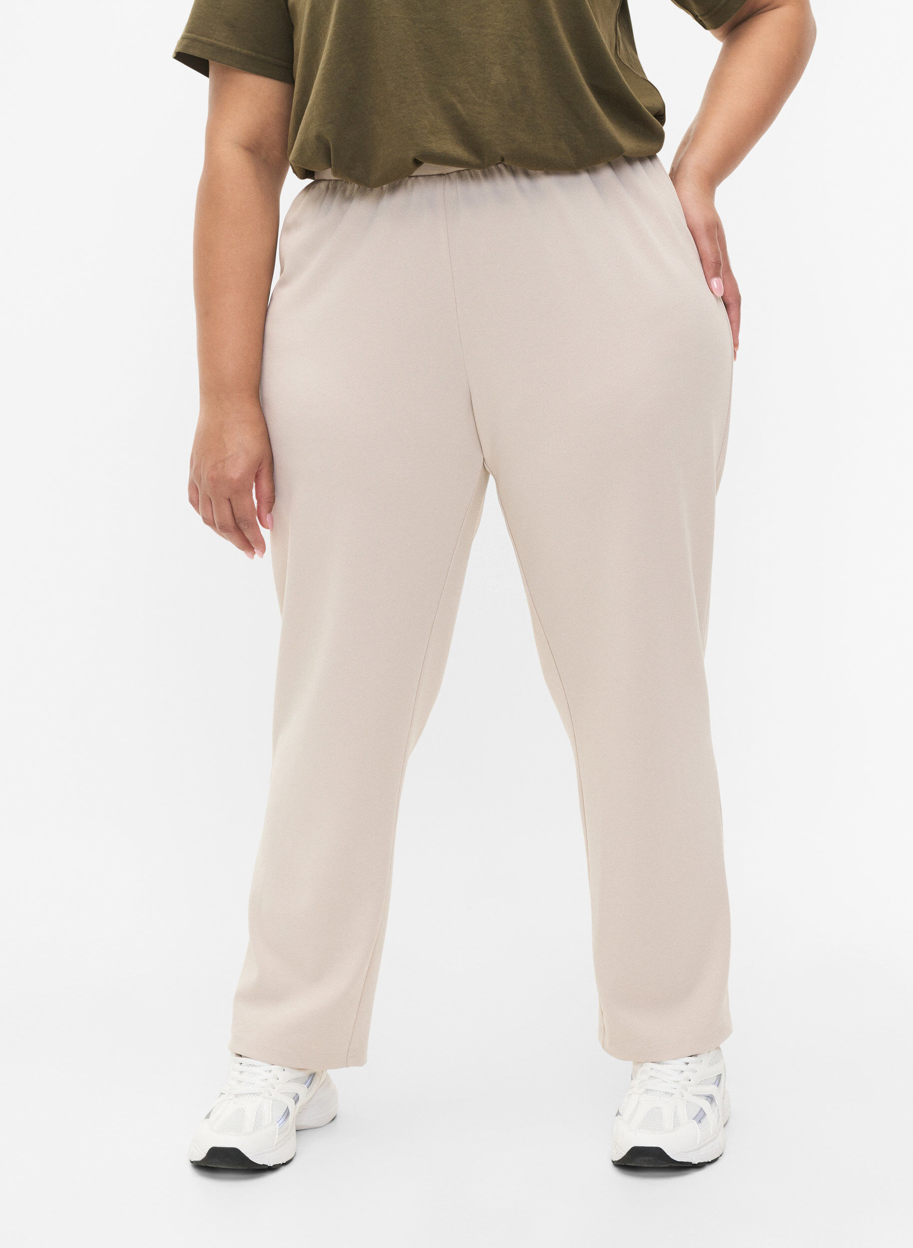 Zizzi Broek met rechte pasvorm, Beige, Model image number 2