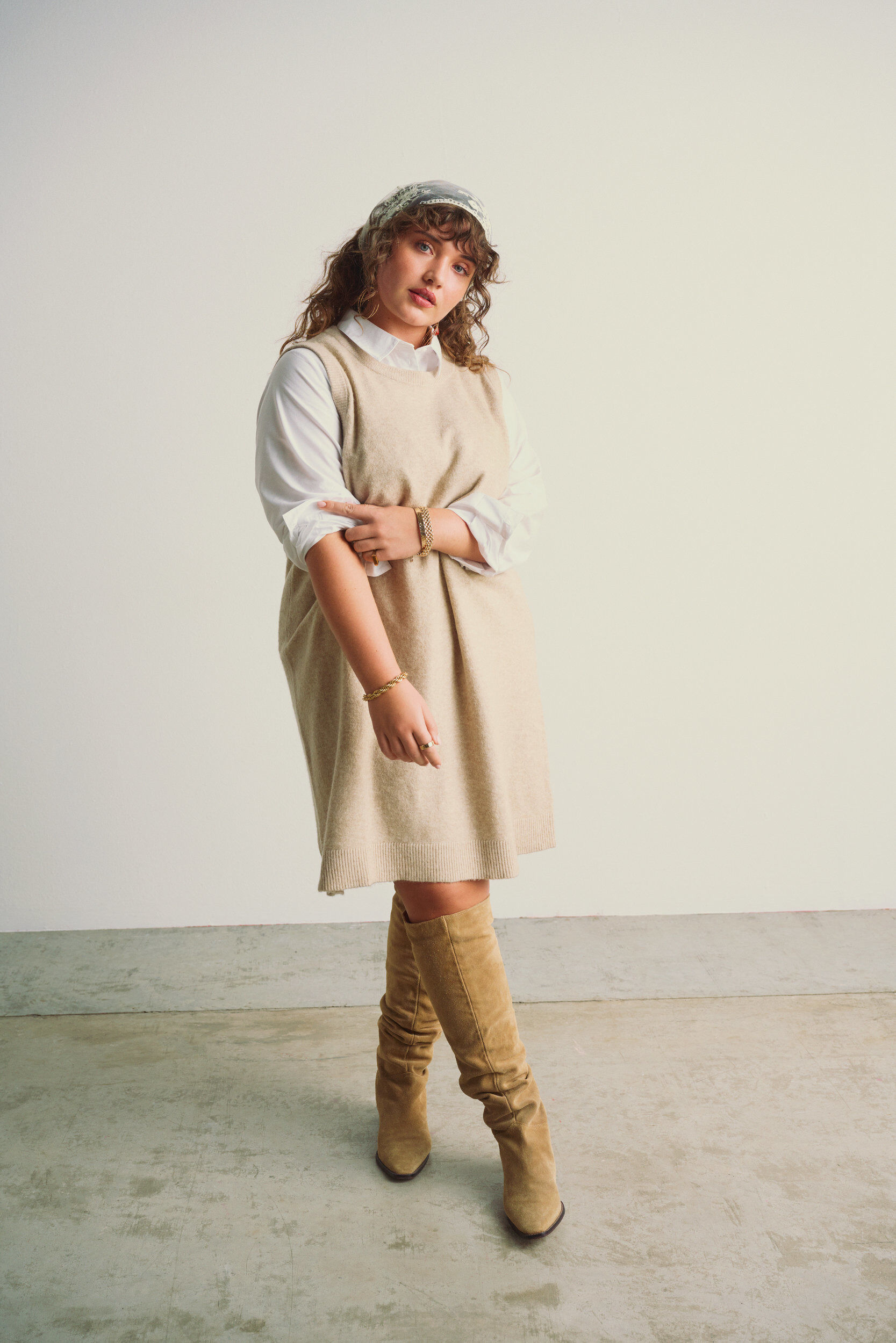 Zizzi Korte gebreide jurk zonder mouwen, Beige, Image image number 0