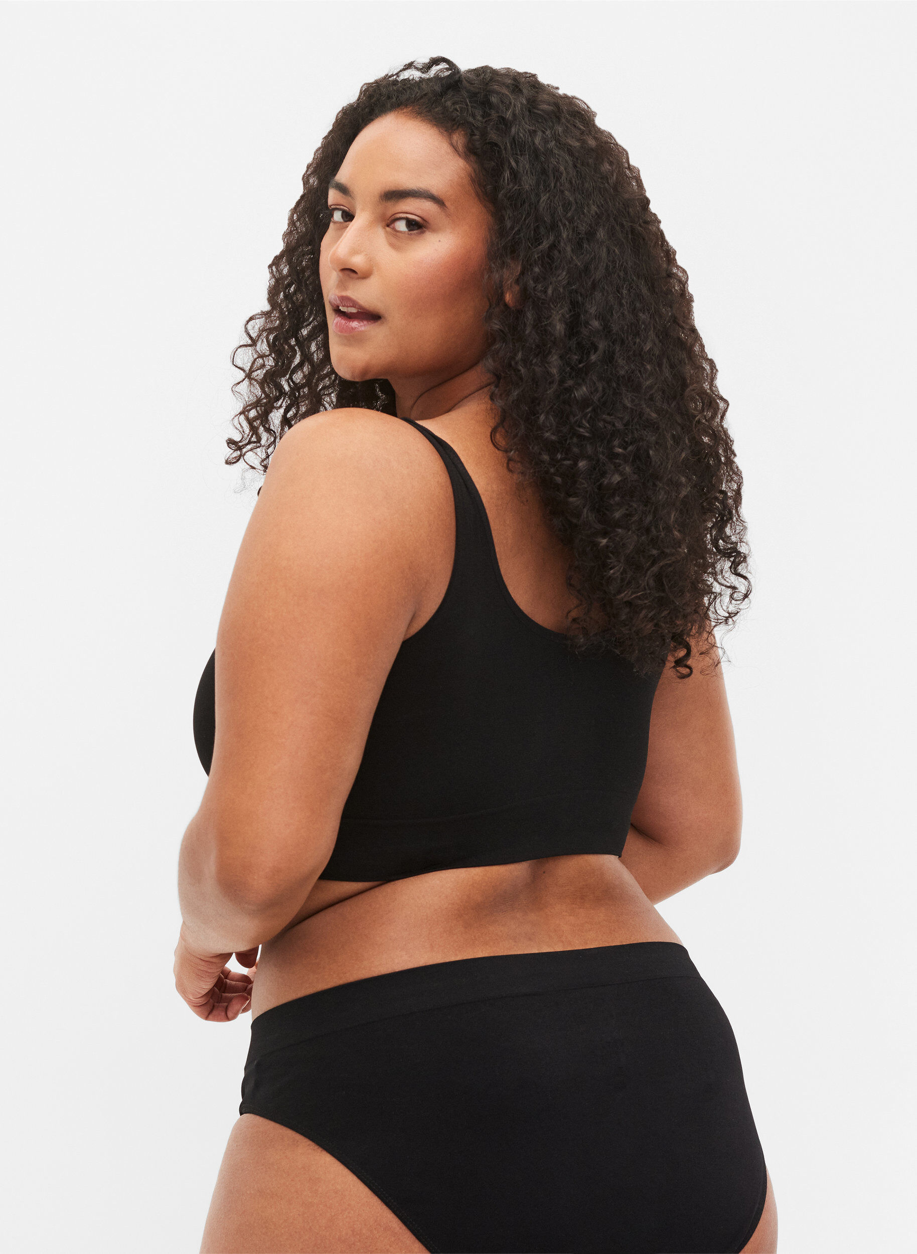 Zizzi Zachte bh zonder vulling, Zwart, Model image number 2