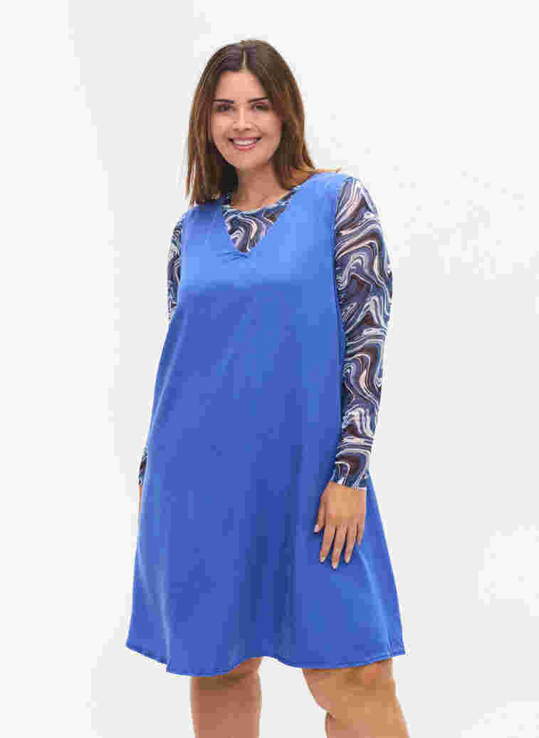 Spencer-jurk met v-hals, Dazzling Blue, Model