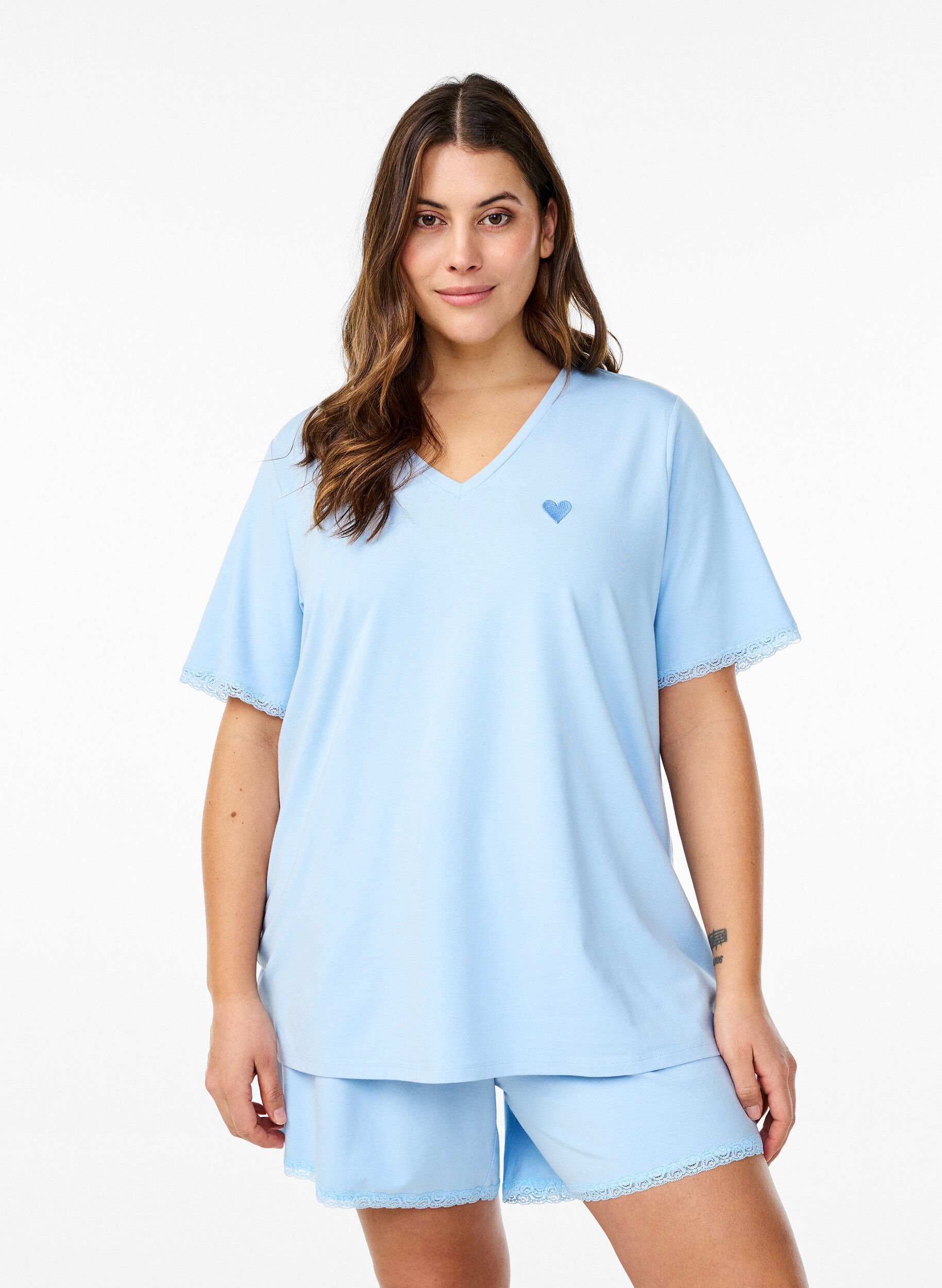 Losse shorts in een modalmix met een kanten randje, Dutch Canal, Model