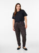 Gecropte broek met luipaardprint, Bruin, Model image number 0