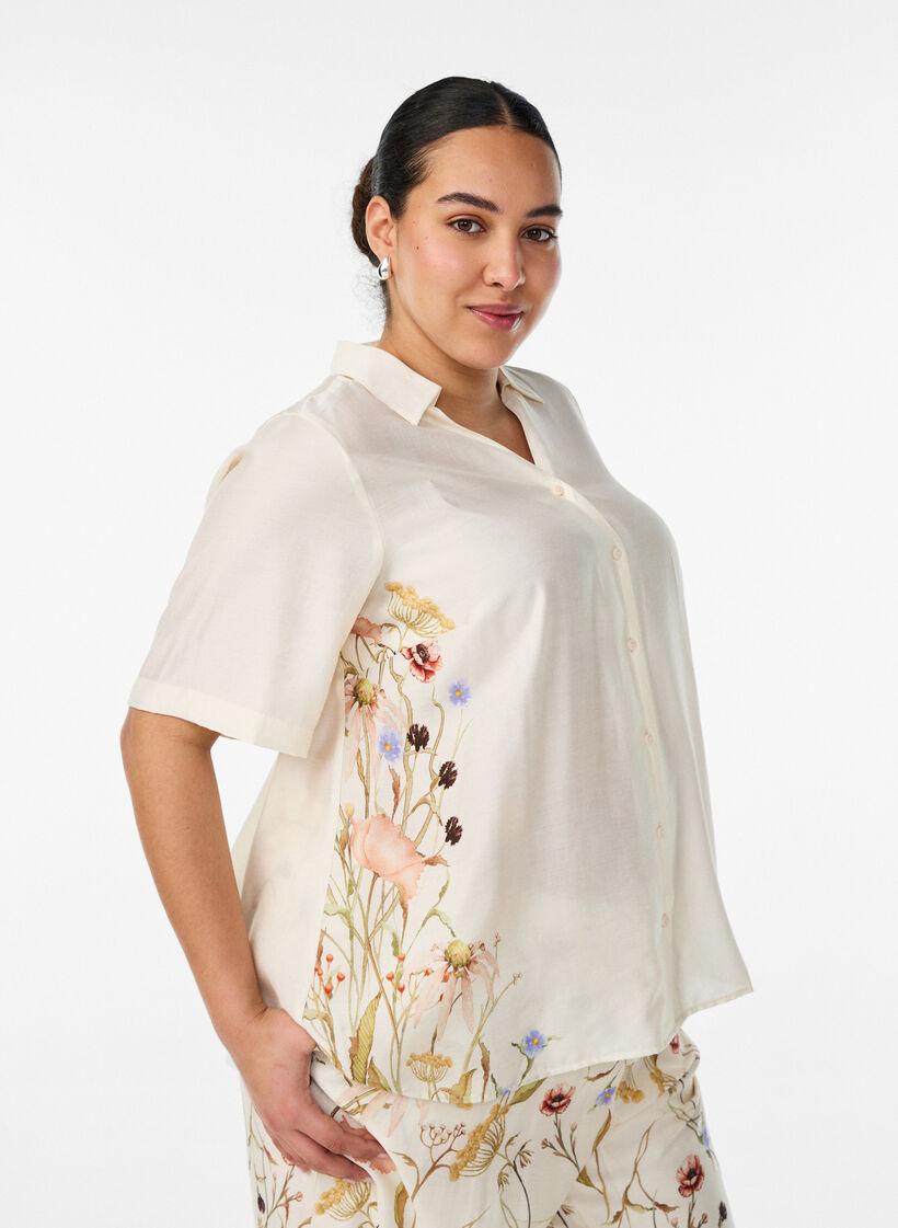 Blouse met ellebooglange mouwen en bloemenaccenten, Beige, Model image number 0