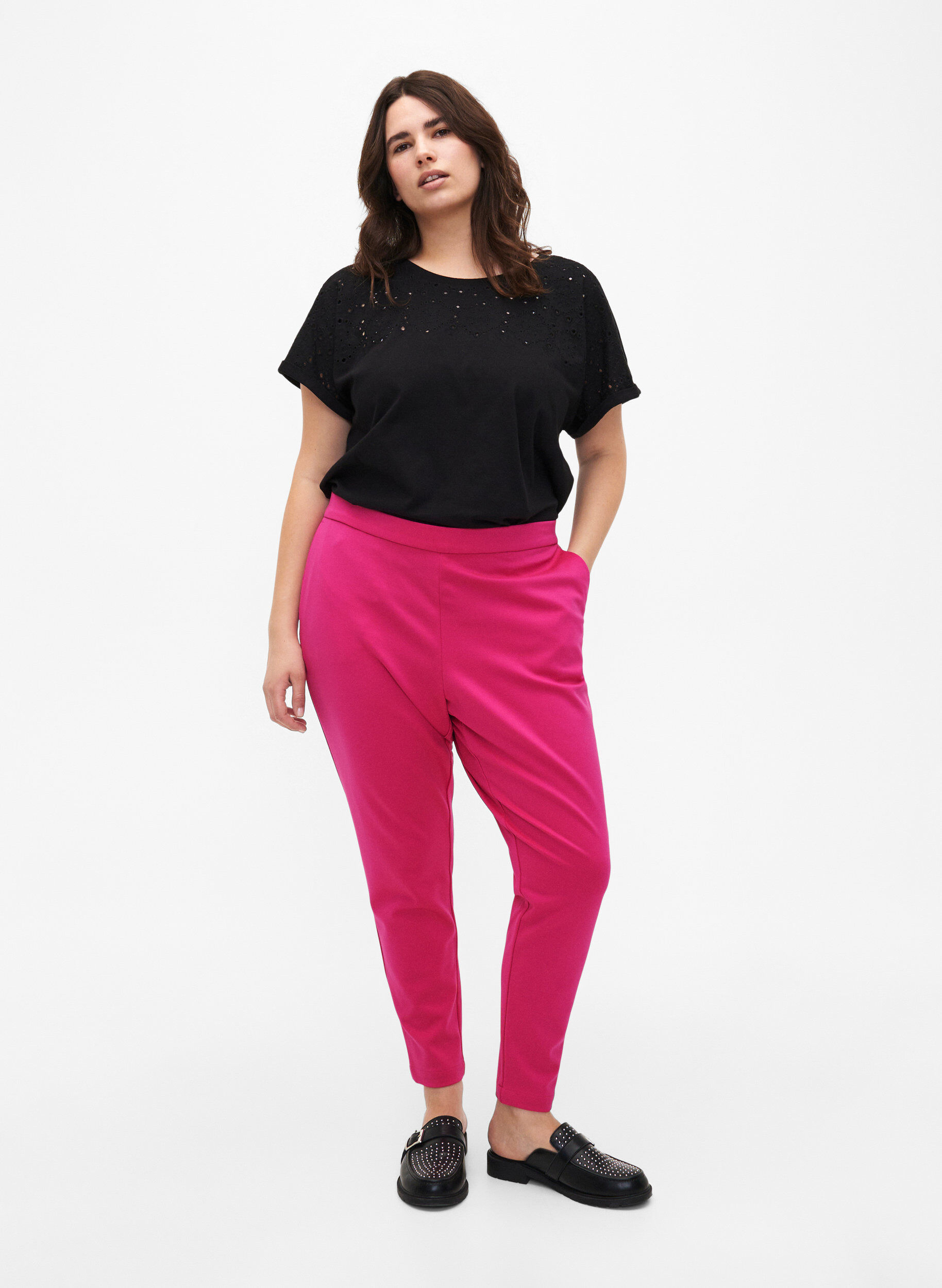 Zizzi Korte broek met zakken, Roze, Model image number 1