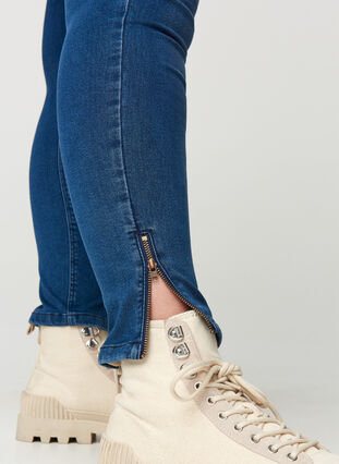 Cropped Amy jeans met hoge taille en ritssluiting, Dark blue denim, Model image number 1
