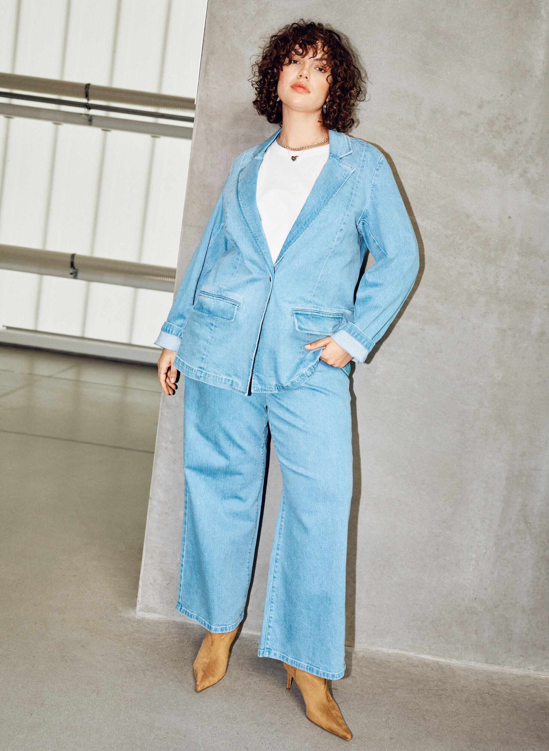 Zizzi High waist wijde pijpen jeans, Blauw, Image image number 0