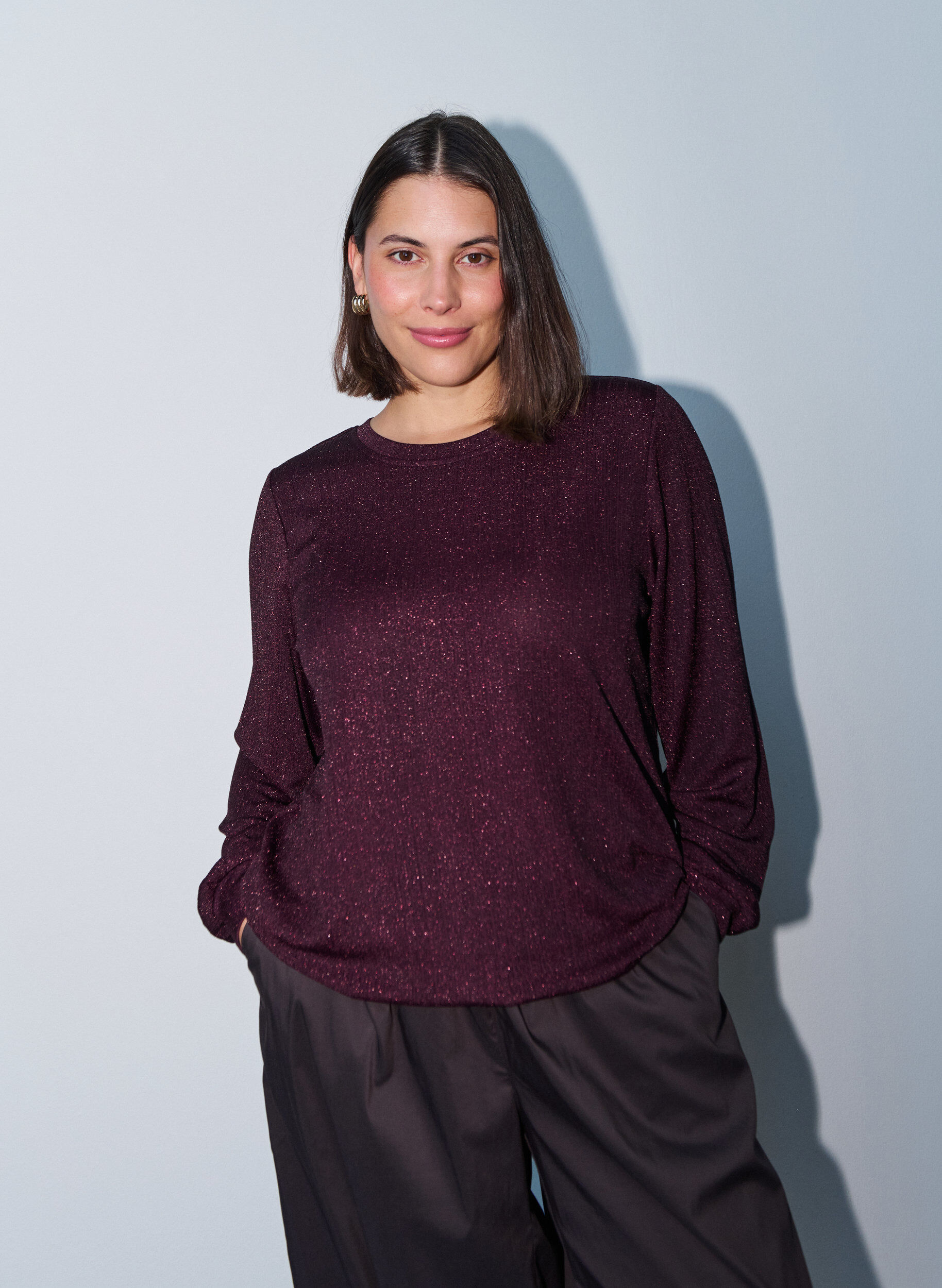 ZizziBlouse met verticale structuur en glitterdraad, Rood, Model image number 3