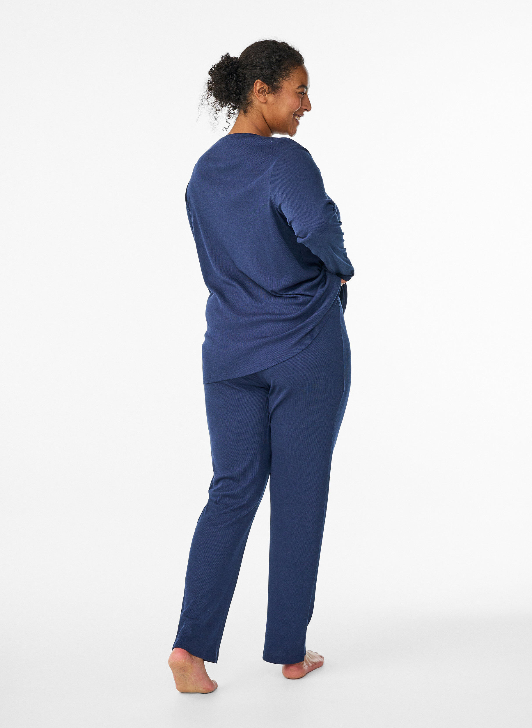 Zizzi Pyjamabroek met een geribde textuur en een elastische tailleband, Blauw, Model image number 1
