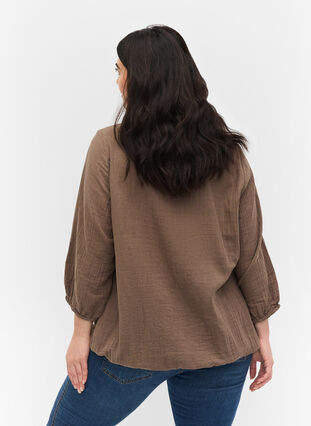 Katoenen blouse met knopen en 3/4-mouwen, Falcon, Model image number 1