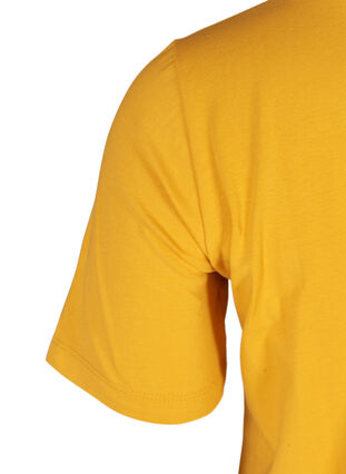 Basic T-shirt, Mineral Yellow, Packshot image number 3