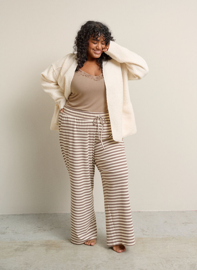 Losvallend vest met zakken, Vanille, Image image number 0