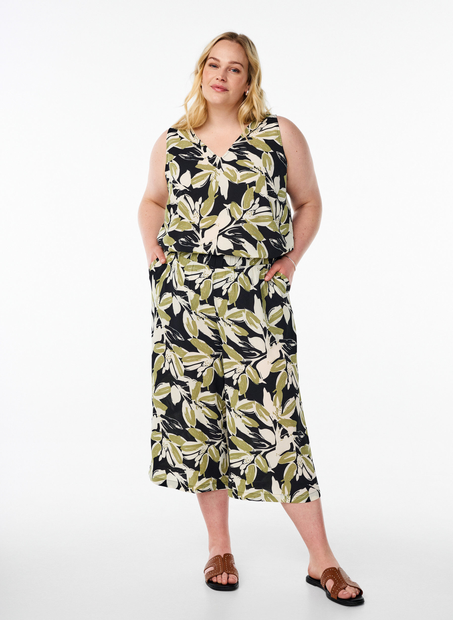 Zizzi Culotte broek met print, Zwart, Model image number 0