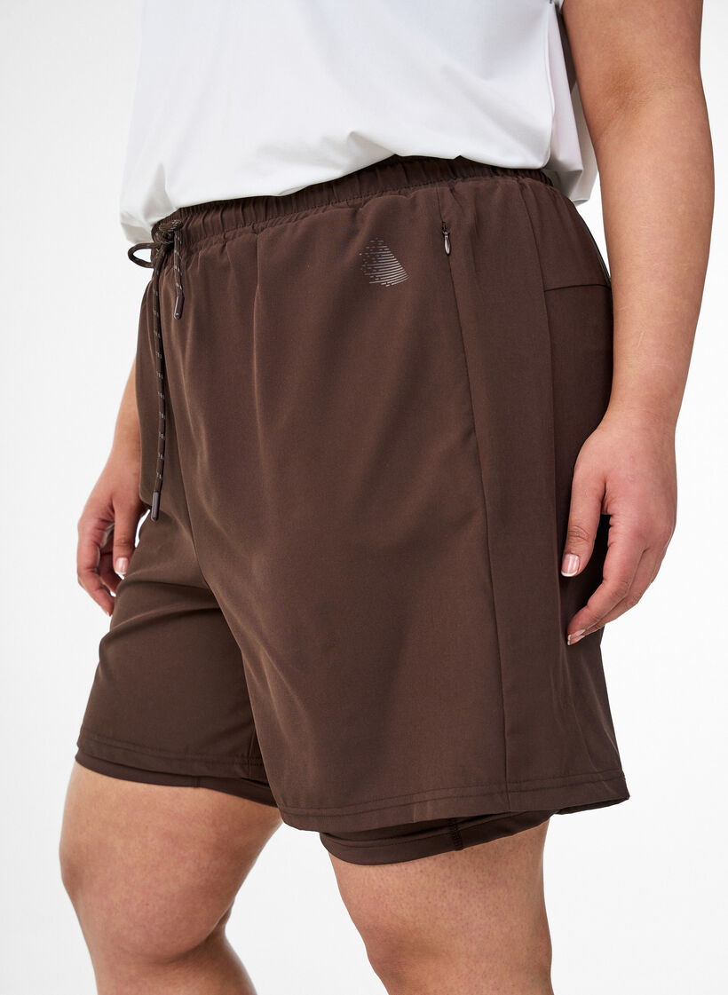 Trainingshort met binnenbroek en telefoonzakje, Bruin, Model image number 0