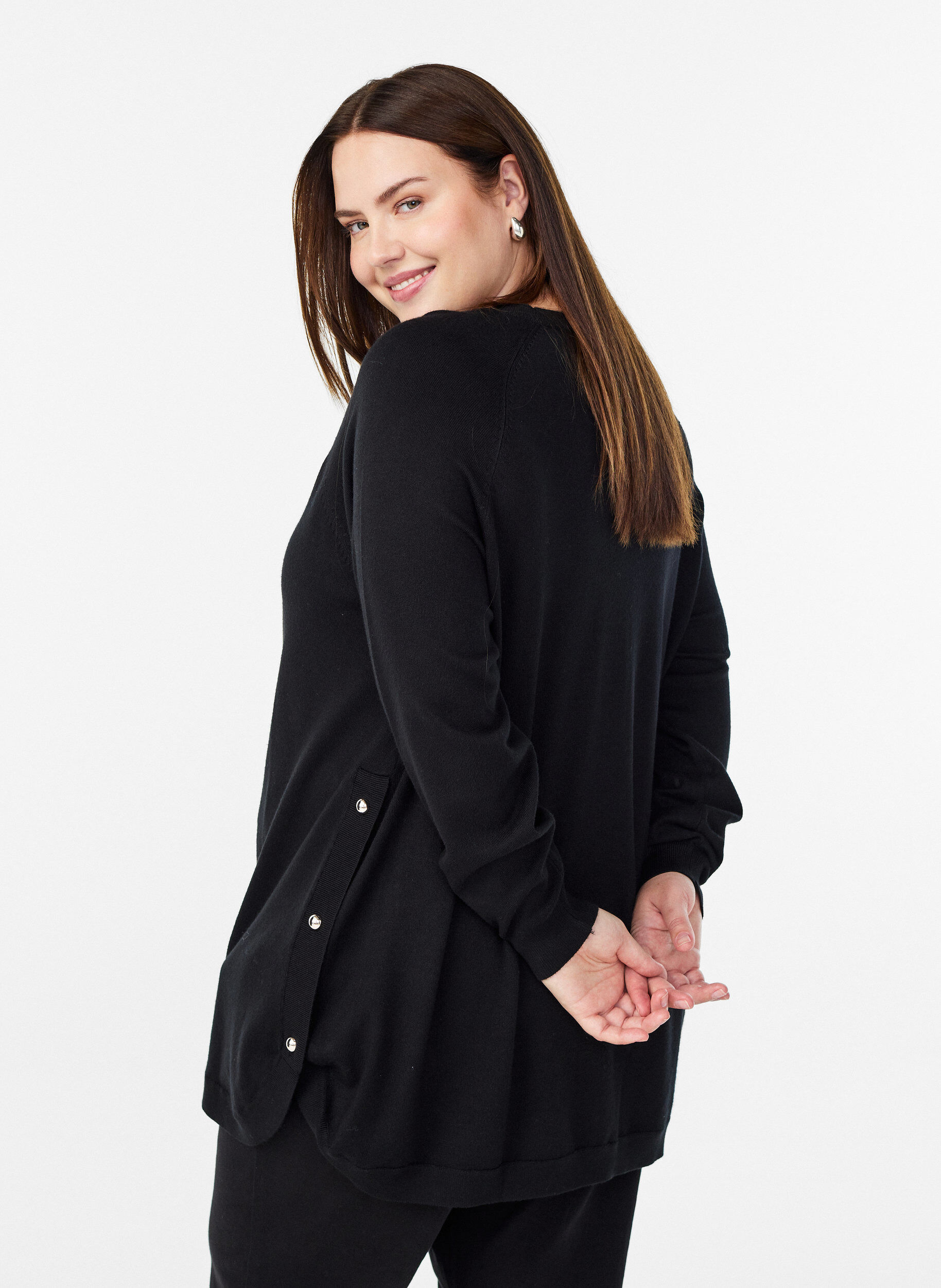 ZizziGebreide blouse met knopen aan de zijkant, Zwart, Model image number 2