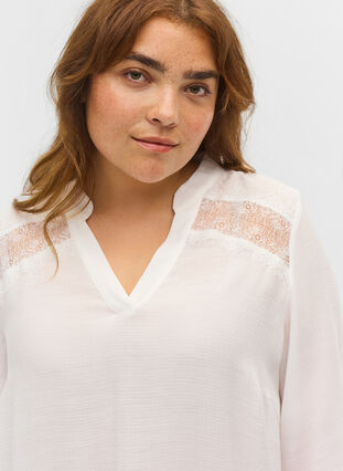 Viscose blouse met 3/4 mouwen en kant detail, Bright White, Model image number 2