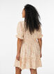 Korte viscose jurk met ruchesdetails, Geel, Model image number 2