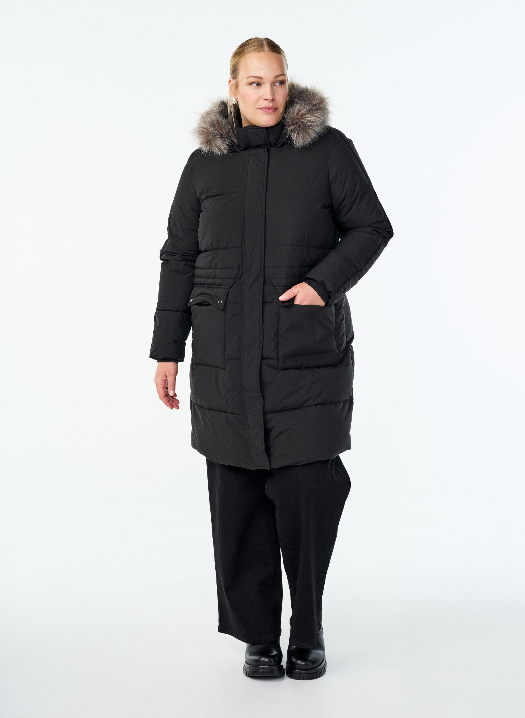 Zizzi Waterafstotende parka met imitatiebontkraag, Zwart, Model image number 1