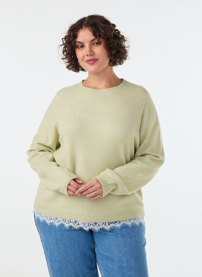 Gebreide blouse met kanten rand aan de zoom, Groen, Model image number 0