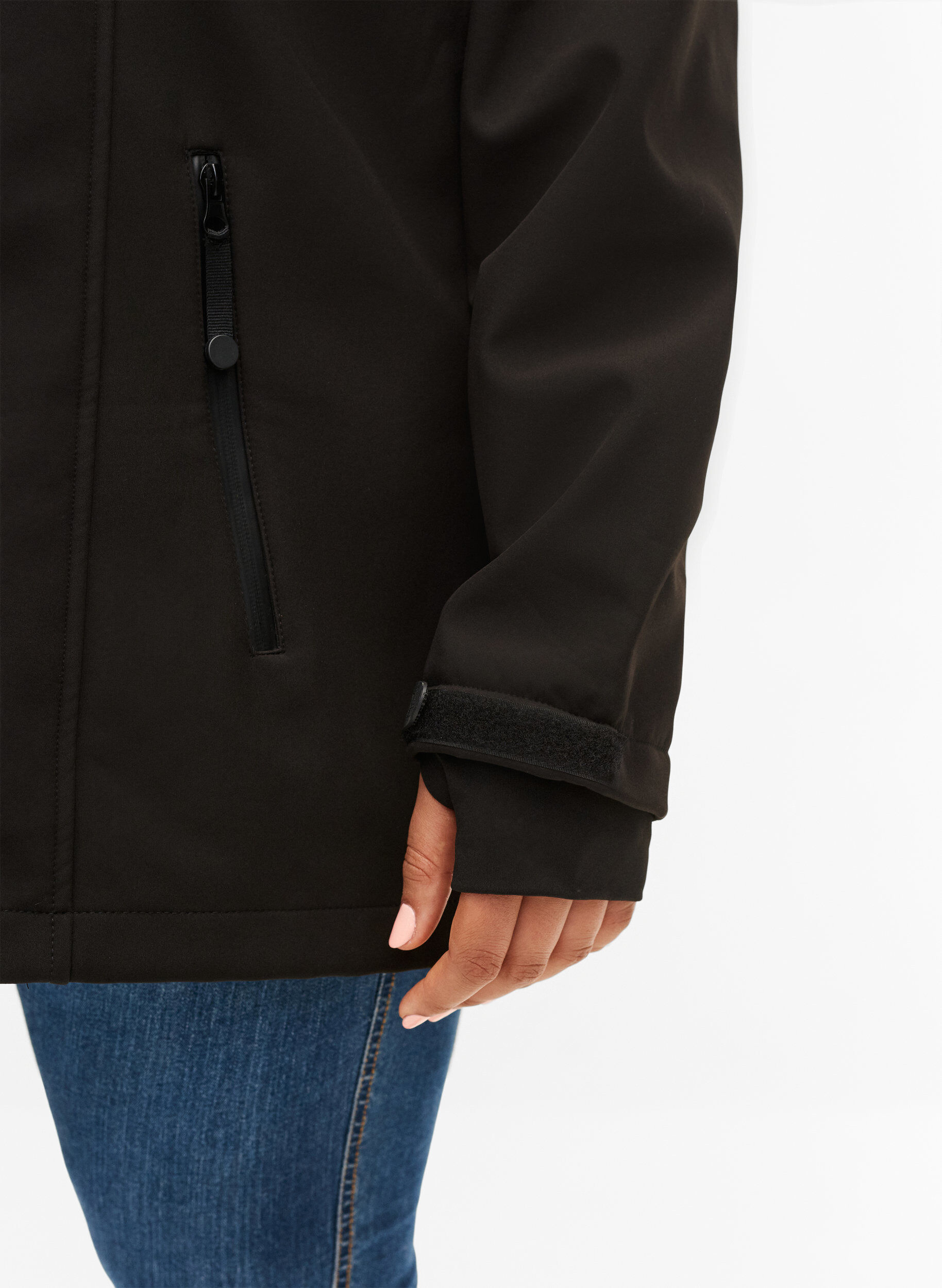 Zizzi Korte softshell jas met afneembare capuchon, Zwart, Model image number 3