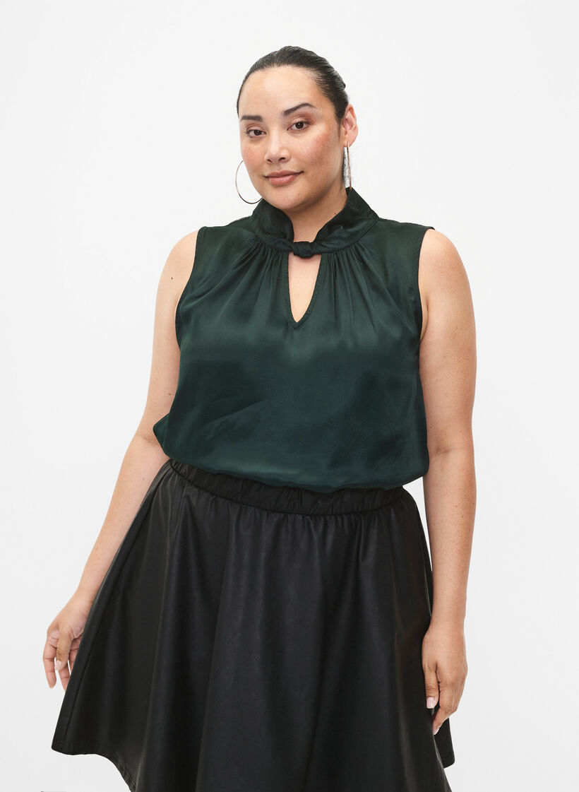 Mouwloze top van viscose met detail, Scarab, Model image number 0