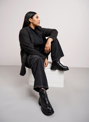 Korte brede leren laars met rits