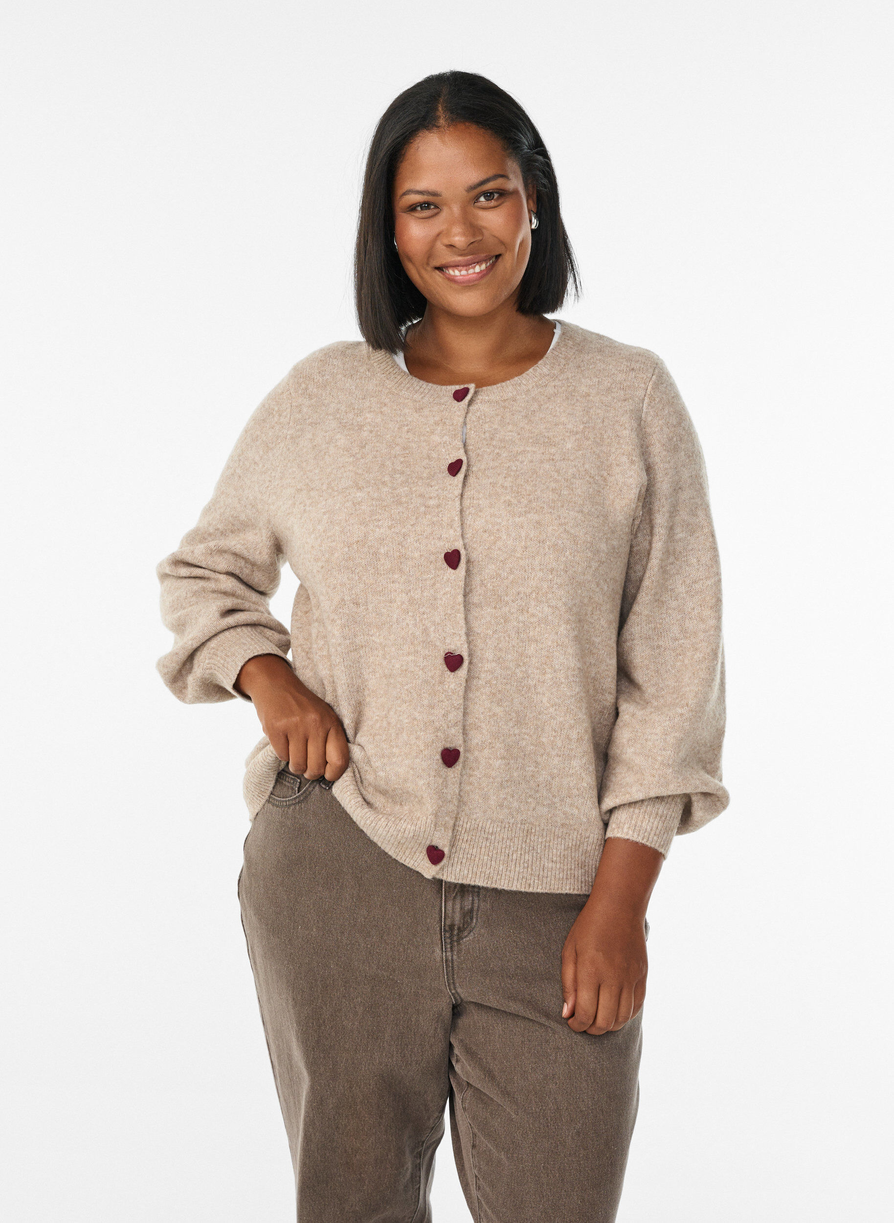 Zizzi Cardigan met hartvormige knopen, Beige, Model image number 0